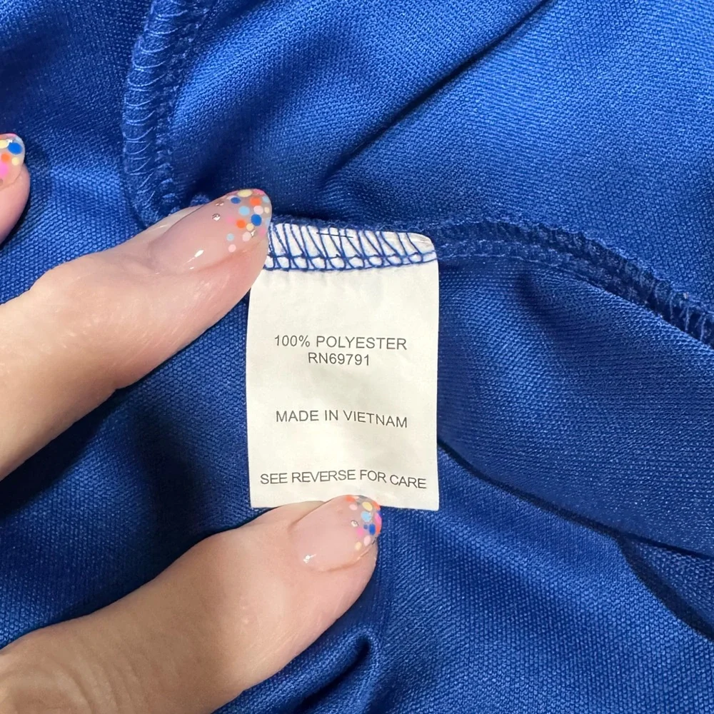 Sara Michelle Blue Ombre Scroll Sheer V-Neck Blouse - Picture 5 of 5